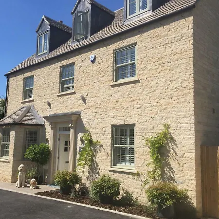 Oliver'S Studio At Oliver'S Yard Shipton under Wychwood Exterior photo